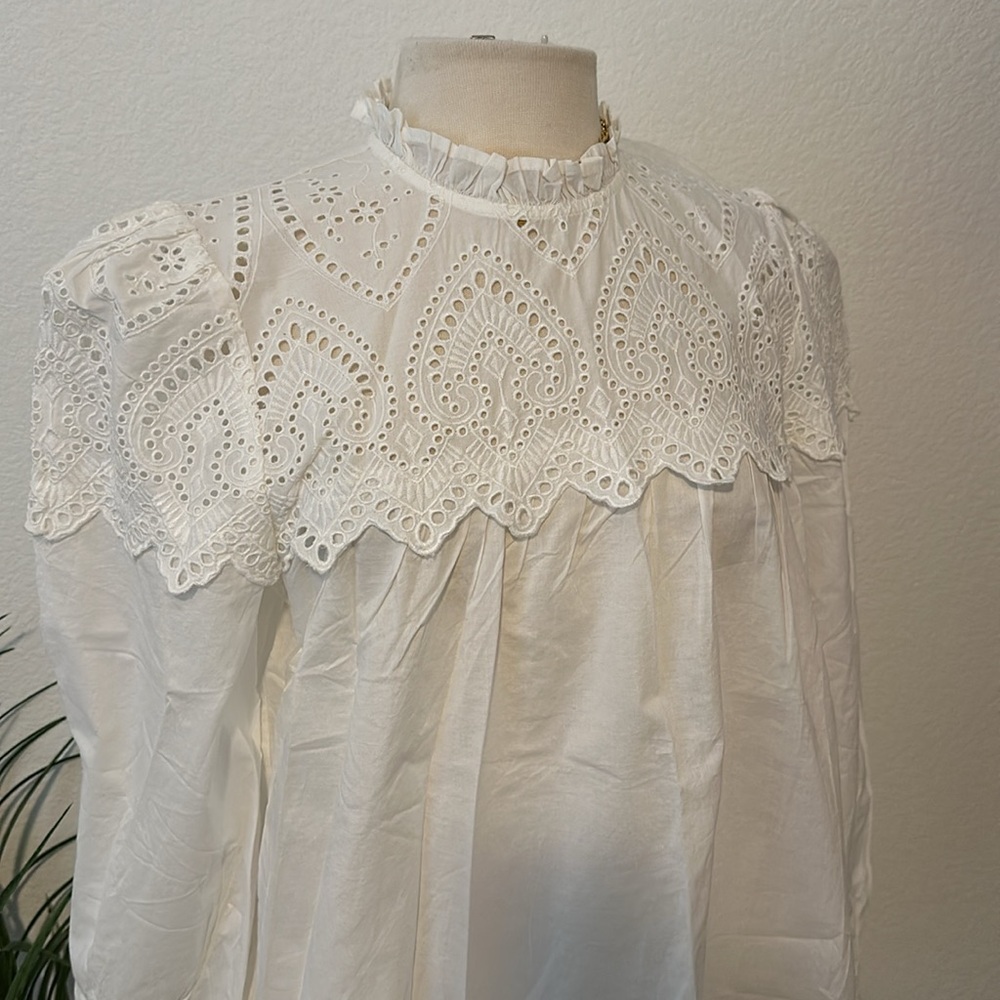 NWT GAP white top